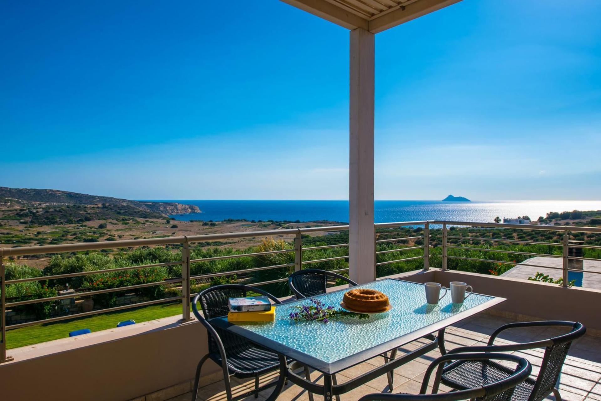 Royal Nest Villa Pitsidia Bagian luar foto